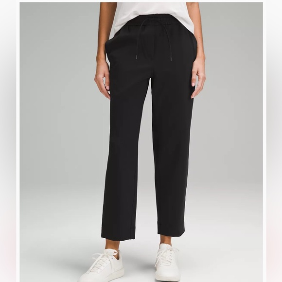 Lululemon Tapered-Leg Mid-Rise 7/8 Navy Pant - Picture 1 of 7